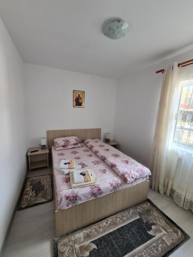 Cazare Turism Prislop Hotel ฮาเซก ภายนอก รูปภาพ